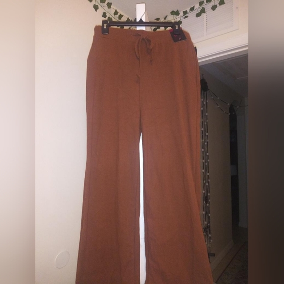 SHO SHO Brown Wide Leg Pants - Picture 1 of 4